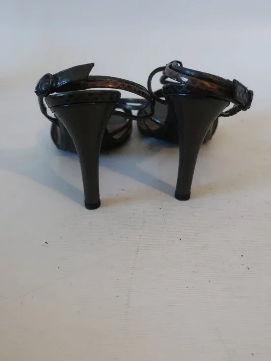 Women Bottega Veneta Black Brown Strappy Leather Stiletto Heel Sandals 36 US/6 - Picture 7 of 16